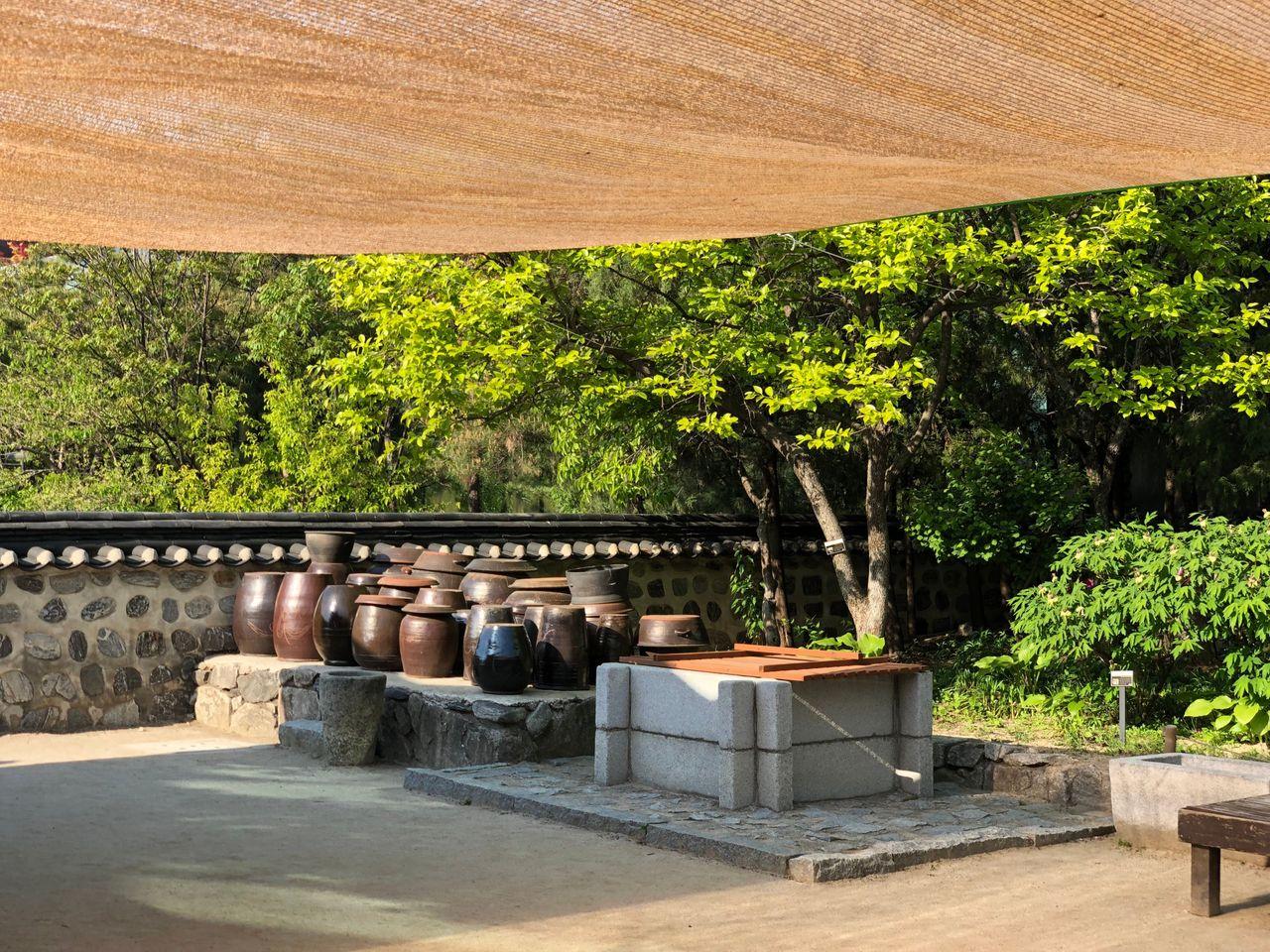 Place where time has frozen; Namsangol Hanok Village, the most beautiful site in Seoul